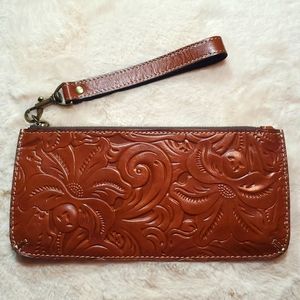Patricia Nash Wristlet